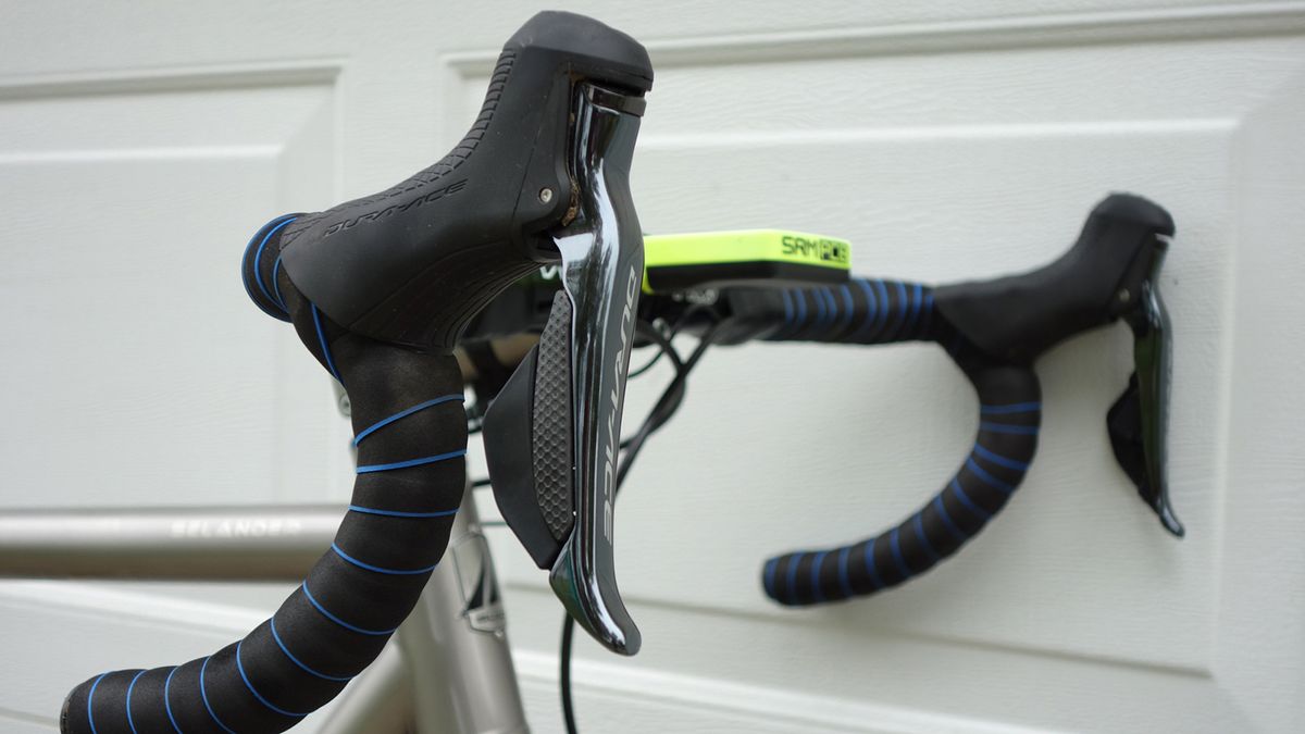 Shimano Dura-Ace R9170 levers provide the braking and shifting