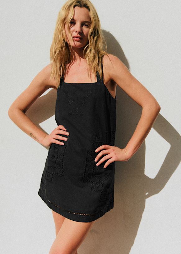 Victoire Dress. - Black Placed Embroidery - Linen - S&amp;eacute;zane