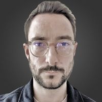 Tom Brewster's avatar