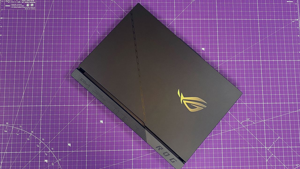 Asus ROG Strix Scar 17 X3D