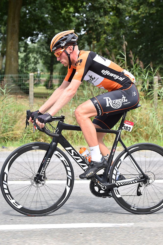 Team Roompot is the first team to test disc brakes in the peloton