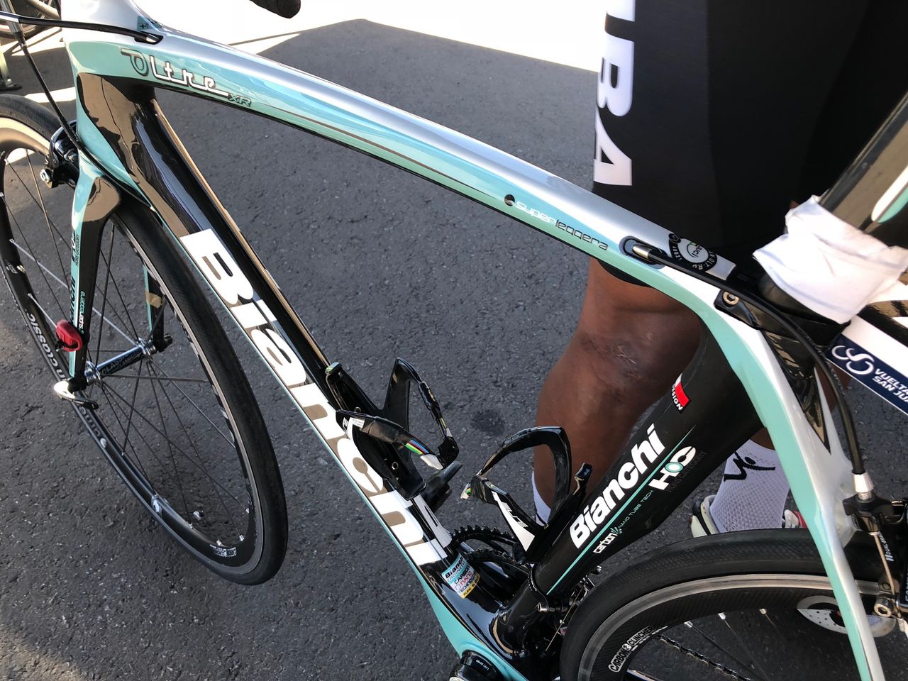 While Bianchi's Oltre XR4 is raced at the WorldTour level by LottoNL-Jumbo, earlier models of Bianchi's frameset are still being raced on at the top level in South America