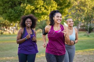 Stay healthy on a budget: Active curvy women jogging