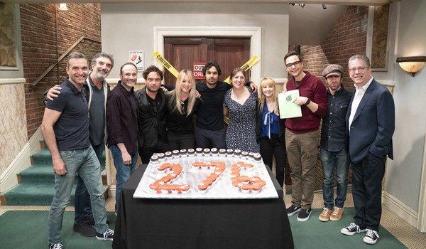 Check Out The Big Bang Theory Squad Celebrating Milestone As Longest ...