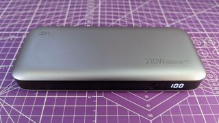 ZMI No.20 (QB826G) 25K 100W power bank