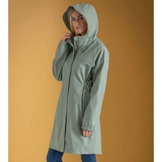 Klass green coat