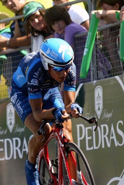 Hector Guerra (Liberty Seguros) is metres away from winning the stage 10 time trial.