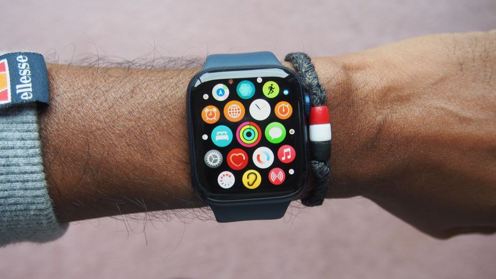 no-matter-what-apple-does-the-next-apple-watch-won-t-be-perfect-techradar