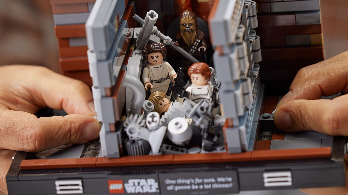 LEGO Launches Three New Star Wars Diorama Sets