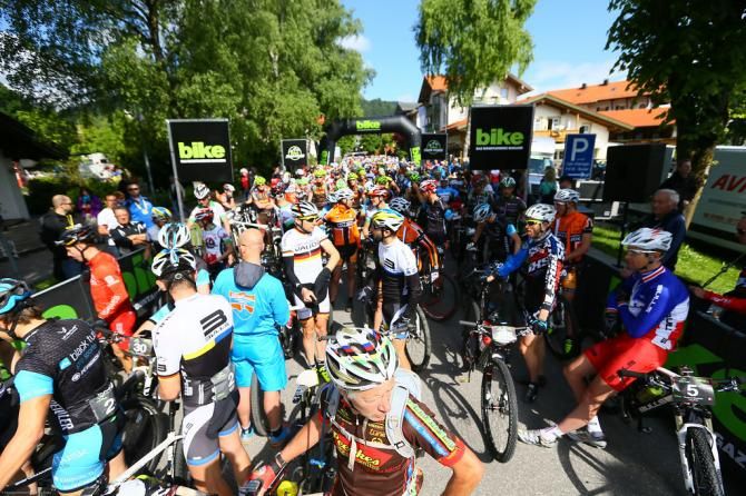 Riders lined up for the start