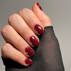 Studded nail trend