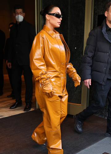 Orange outfit ideas: how to wear this colour with confidence | Woman & Home
