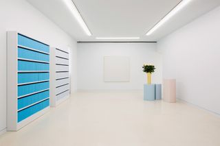 Installation view of Ettore Spalletti’s ‘Ombre d’azur, transparence’ at Nouveau Musée National de Monaco – Villa Paloma