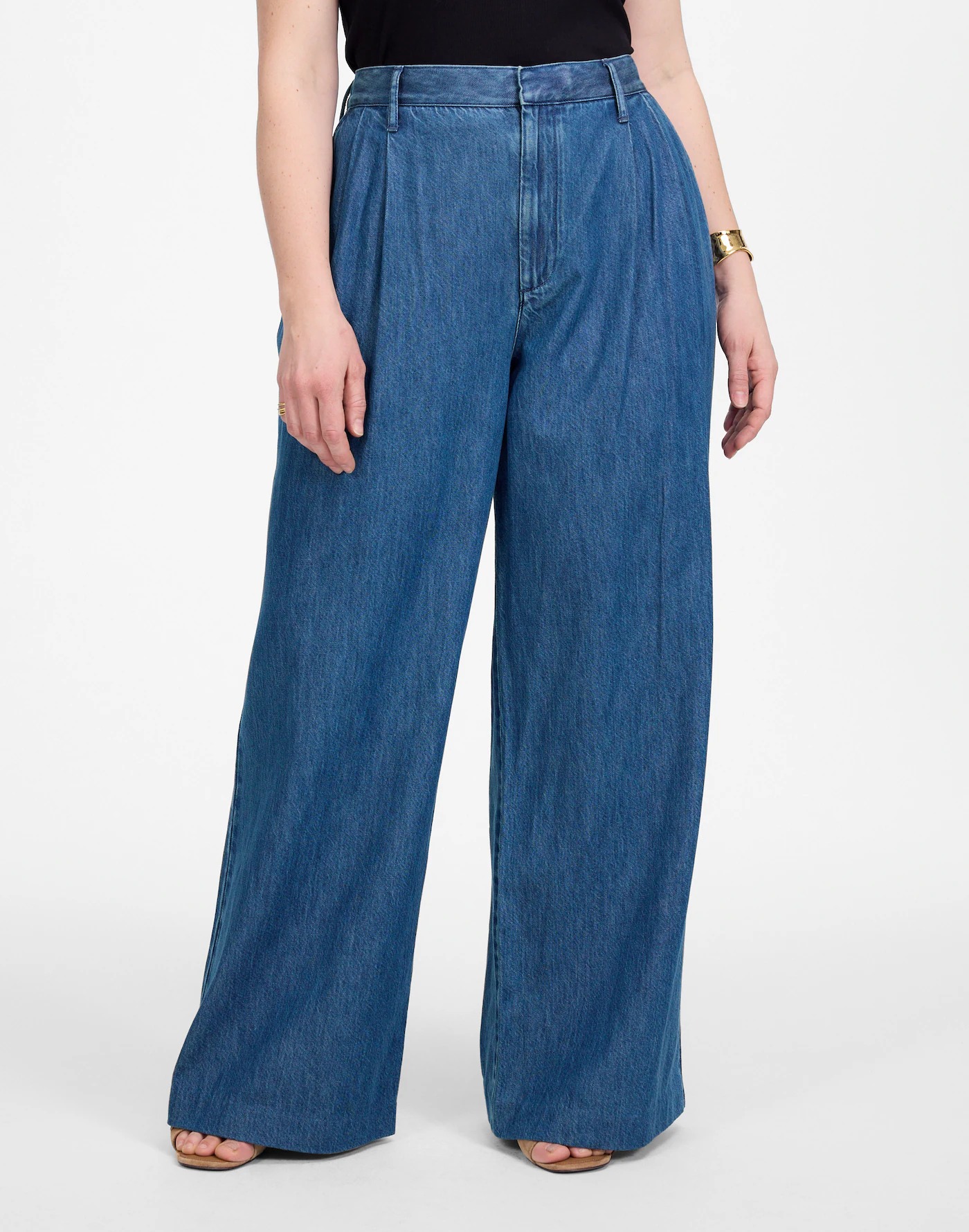 Madewell, The Harlow Superwide-Leg Jean in Mcnair Wash: Airy Denim Edition
