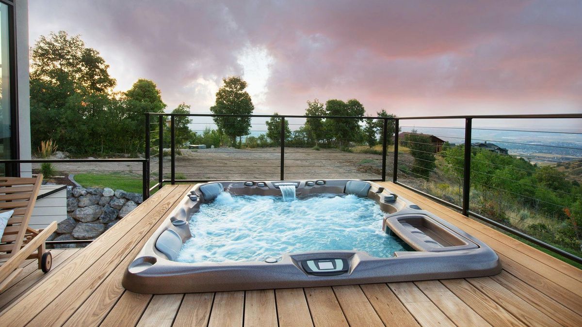 Best Hot Tubs 2020: Find top rated hot tub brands at the ...