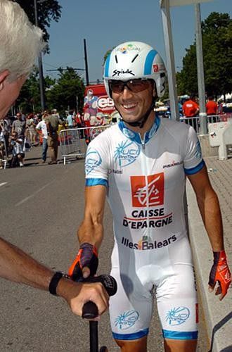 Valverde gets a bike and everything is fine