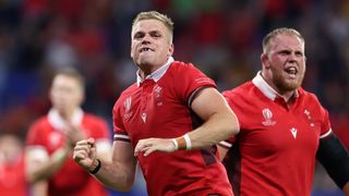 Gareth Anscombe of Wales celebrates prior to the Wales vs Fiji rugby live stream in the Autumn Nations Series 2024