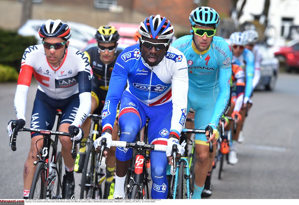Kevin Reza (FDJ) leads the break