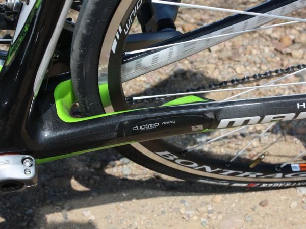 The non-driveside chain stay's trick pocket readily accepts Trek's DuoTrap wireless speed and cadence sensor for a neat and integrated appearance