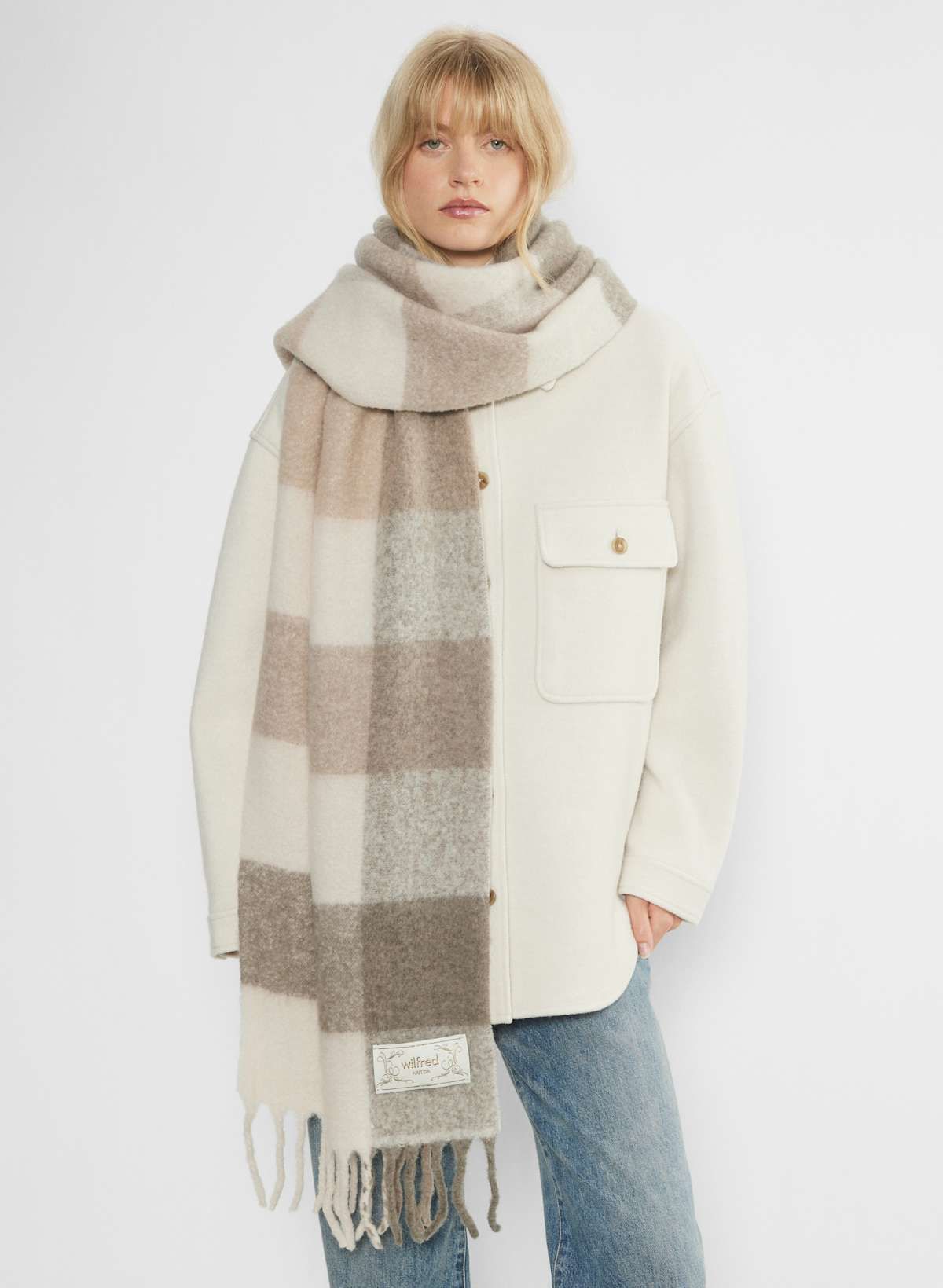 aritzia,