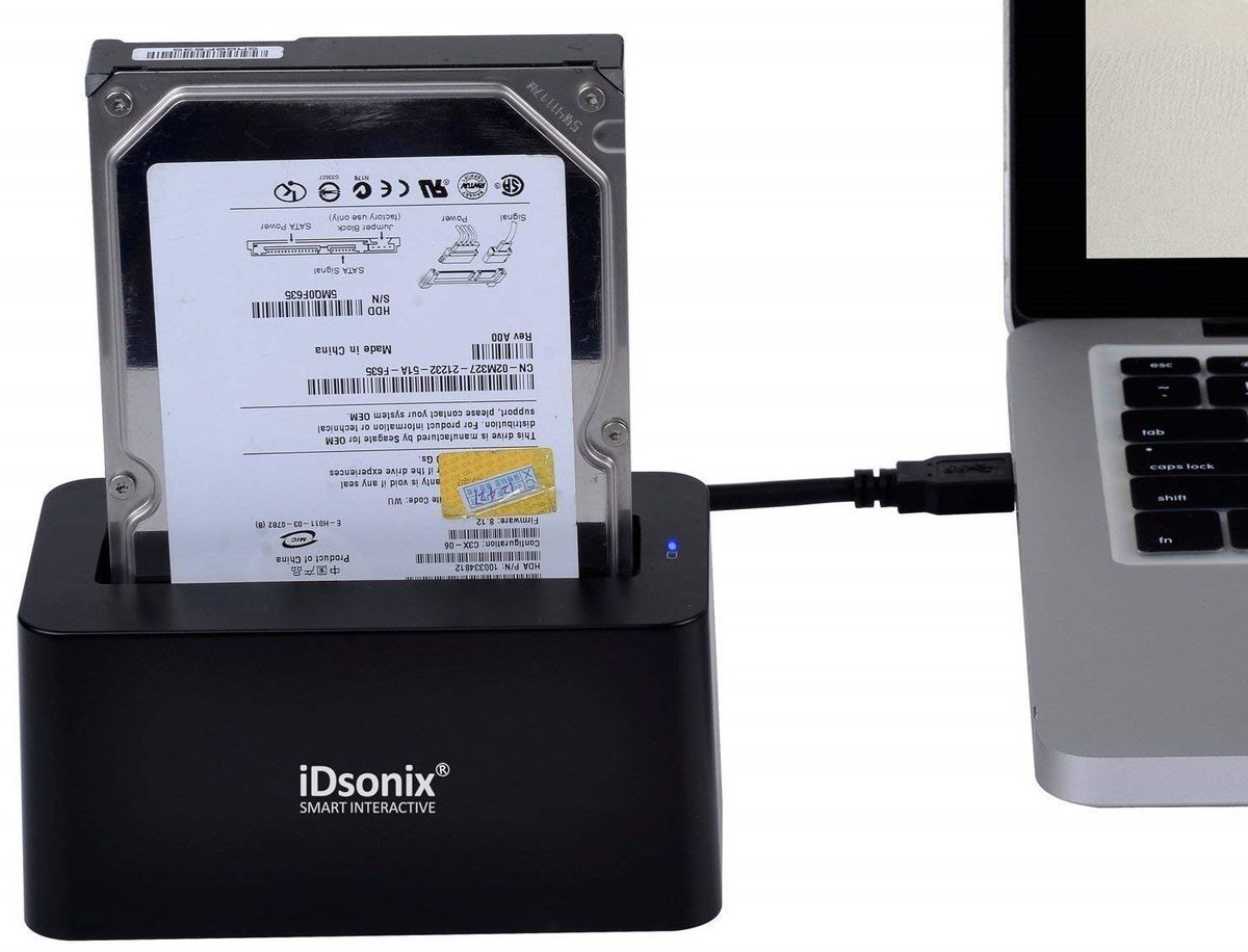 Idsonix iDsonix Tool-Free Hard Drive Docking Station review: Quick and easy ...