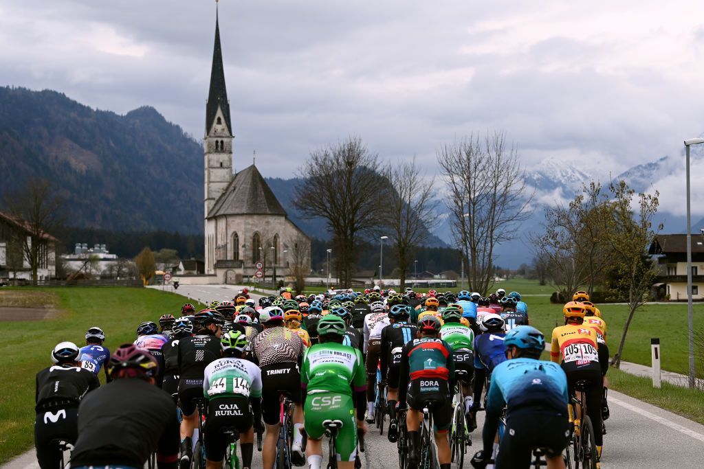 ALPBACH AUSTRIA APRIL 17 General view of the peloton competing through a mountainous landscape during the 46th Tour of the Alps 2023 Stage 1 a 1275km stage from Rattenberg to Alpbach 984m on April 17 2023 in Alpbach Austria Photo by Tim de WaeleGetty Images