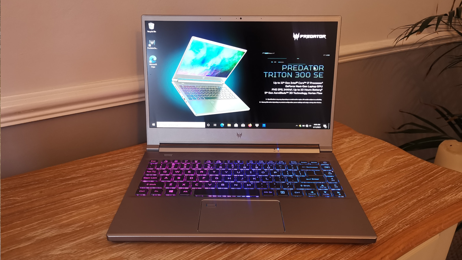 Acer Predator Triton 300 Se Gaming Laptop Techradar 2561