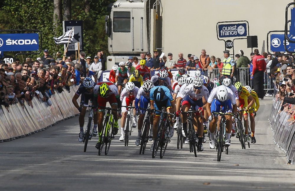 The sprint at the end of the mens' U23 road race