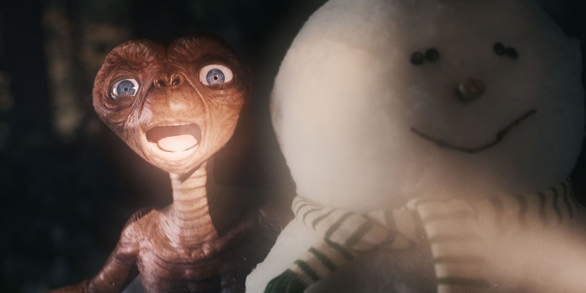 E.T. in Xfinity&#039;s commercial &quot;A Holiday Reunion&quot;