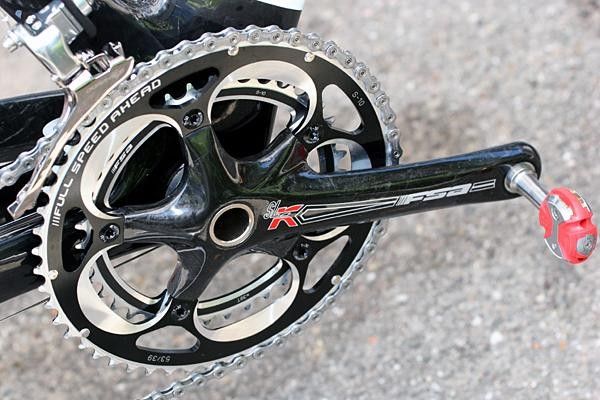 39/53 FSA front drivetrain.