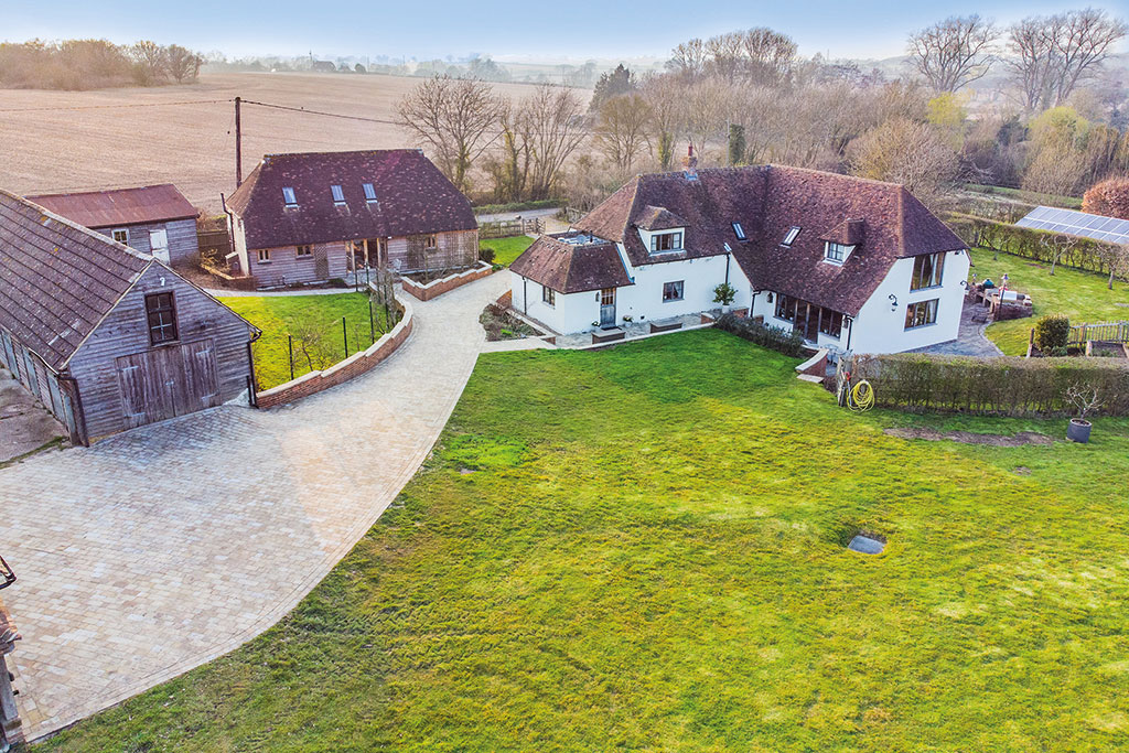 Eco-friendly properties: Smeeds Farm, Monks Horton, Kent
