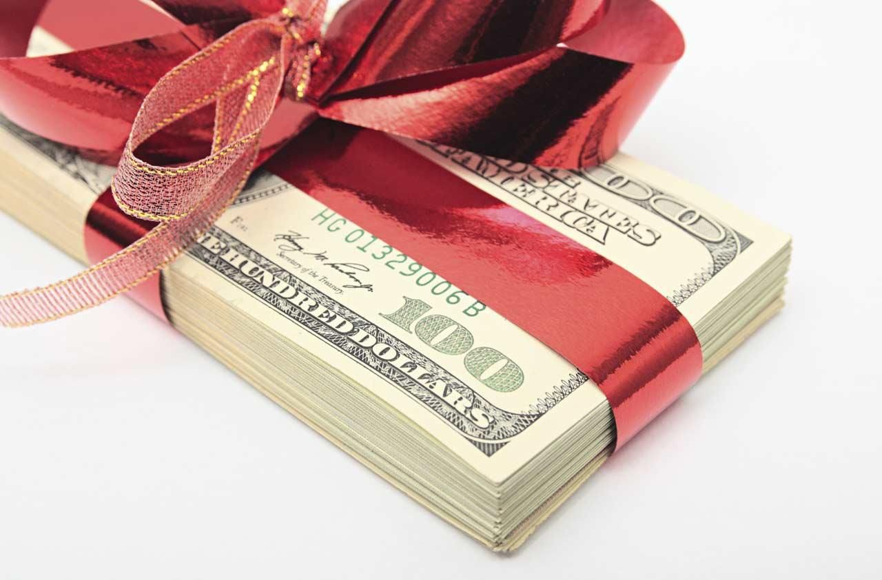 Give Away Money the Tax-Wise Way