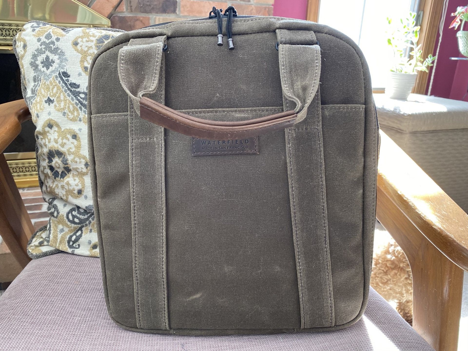 Waterfield Boot Camp Gym Bag review Just rightsized iMore