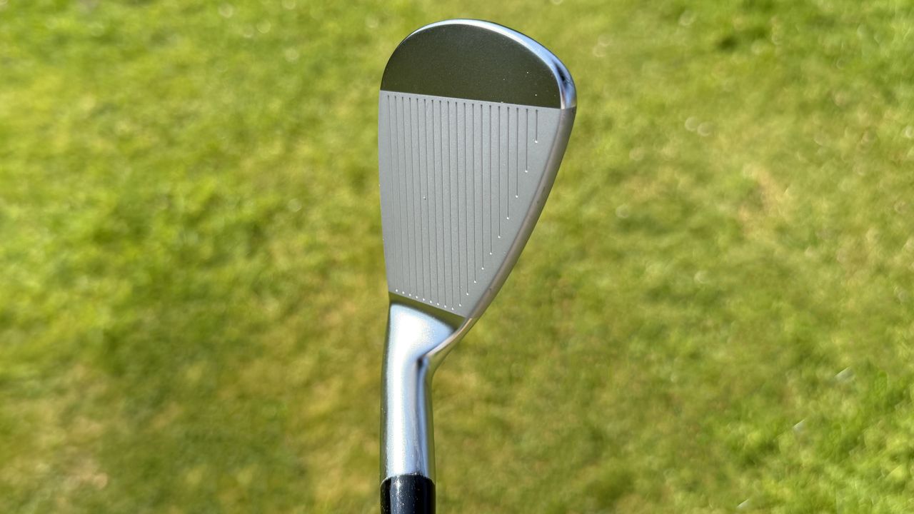Photo of the Maxfli XC1 iron PW