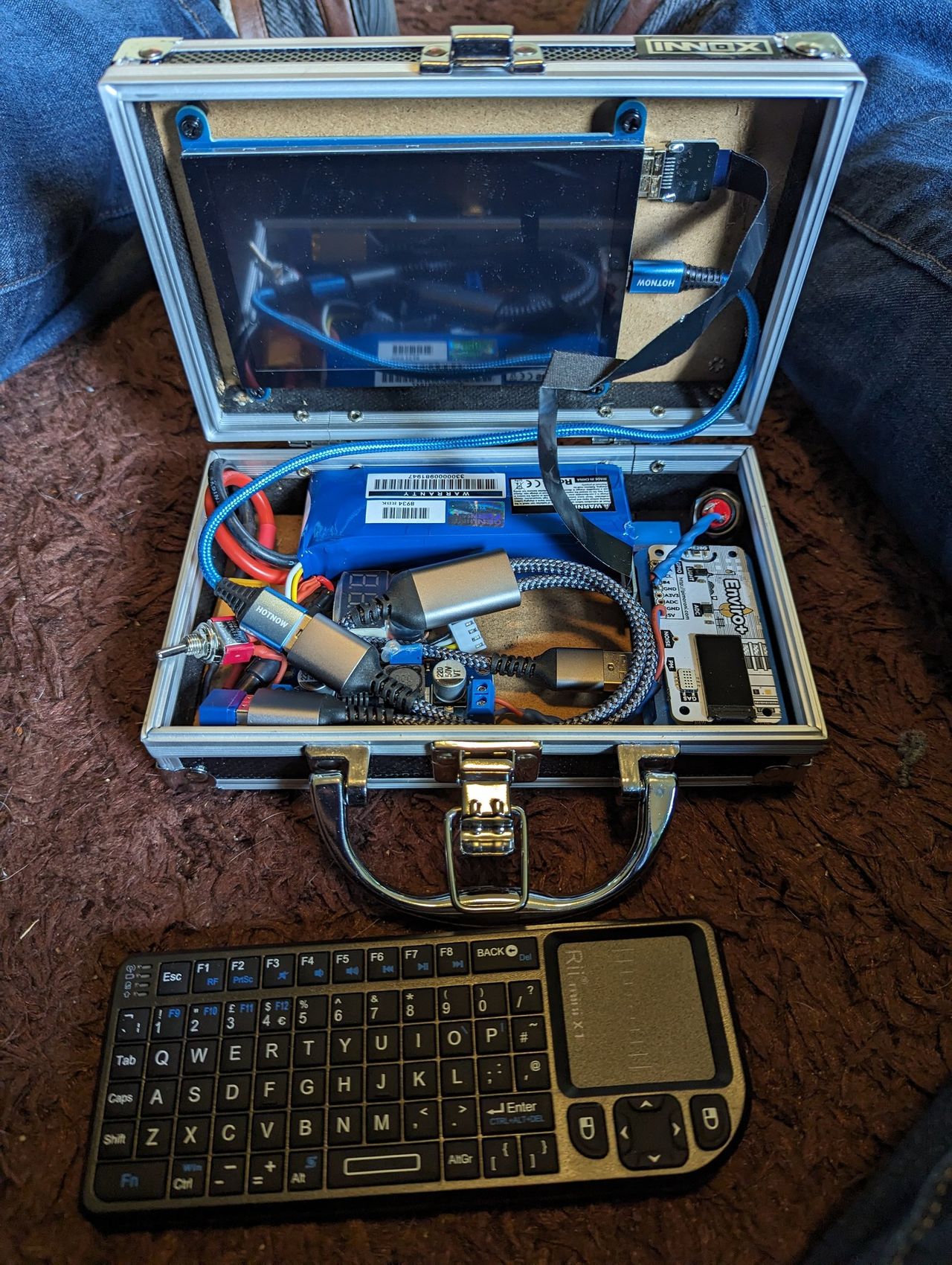 Mike Horne's Raspberry Pi Cyberdeck