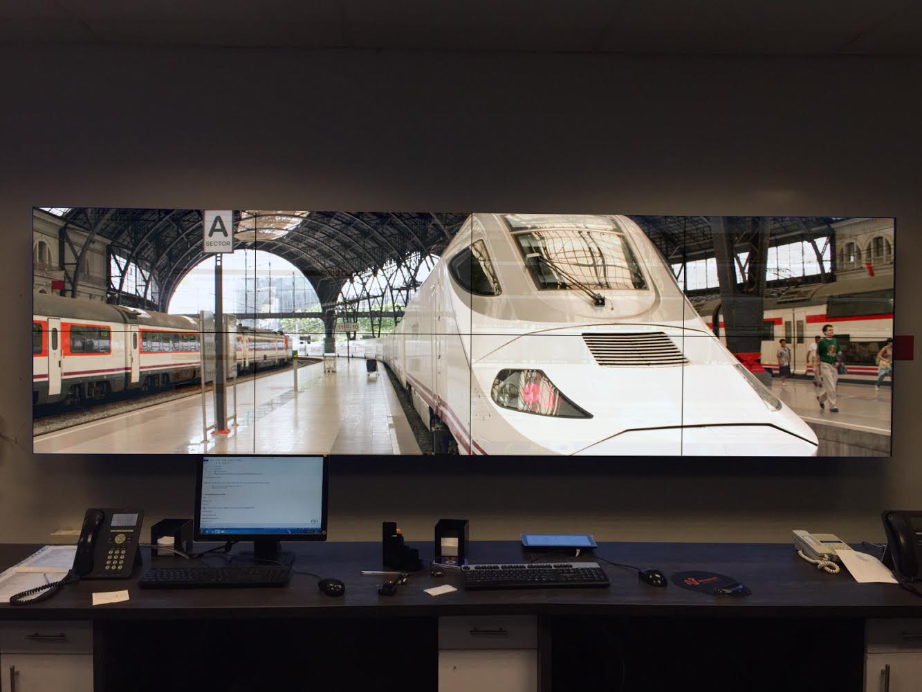 Calgary&#039;s Railway Command Centre Upgrades to MuxLab&#039;s IP-Based 4K Video Wall