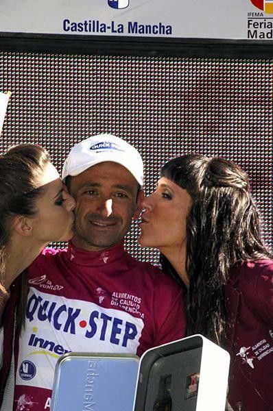 Paolo Bettini (Quick.Step - Innergetic) dressed to kill in the points jersey.