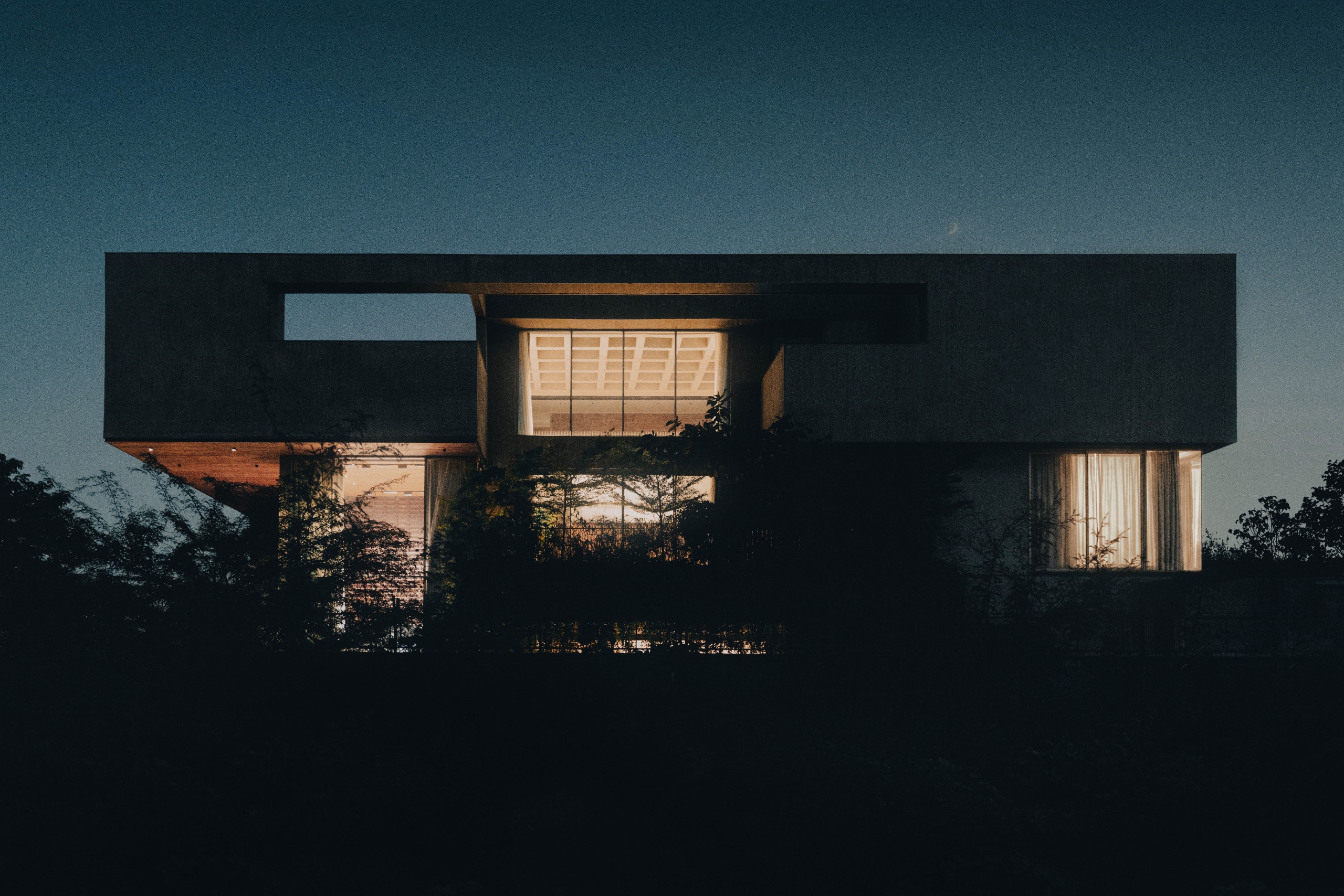 Solidus, Private Residence No. 09, Ahmedabad, by FLXBL