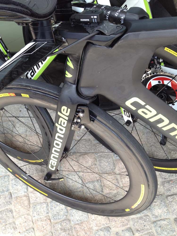 Ryder Hesjedal has a black version of his Slice as a spare TT bike