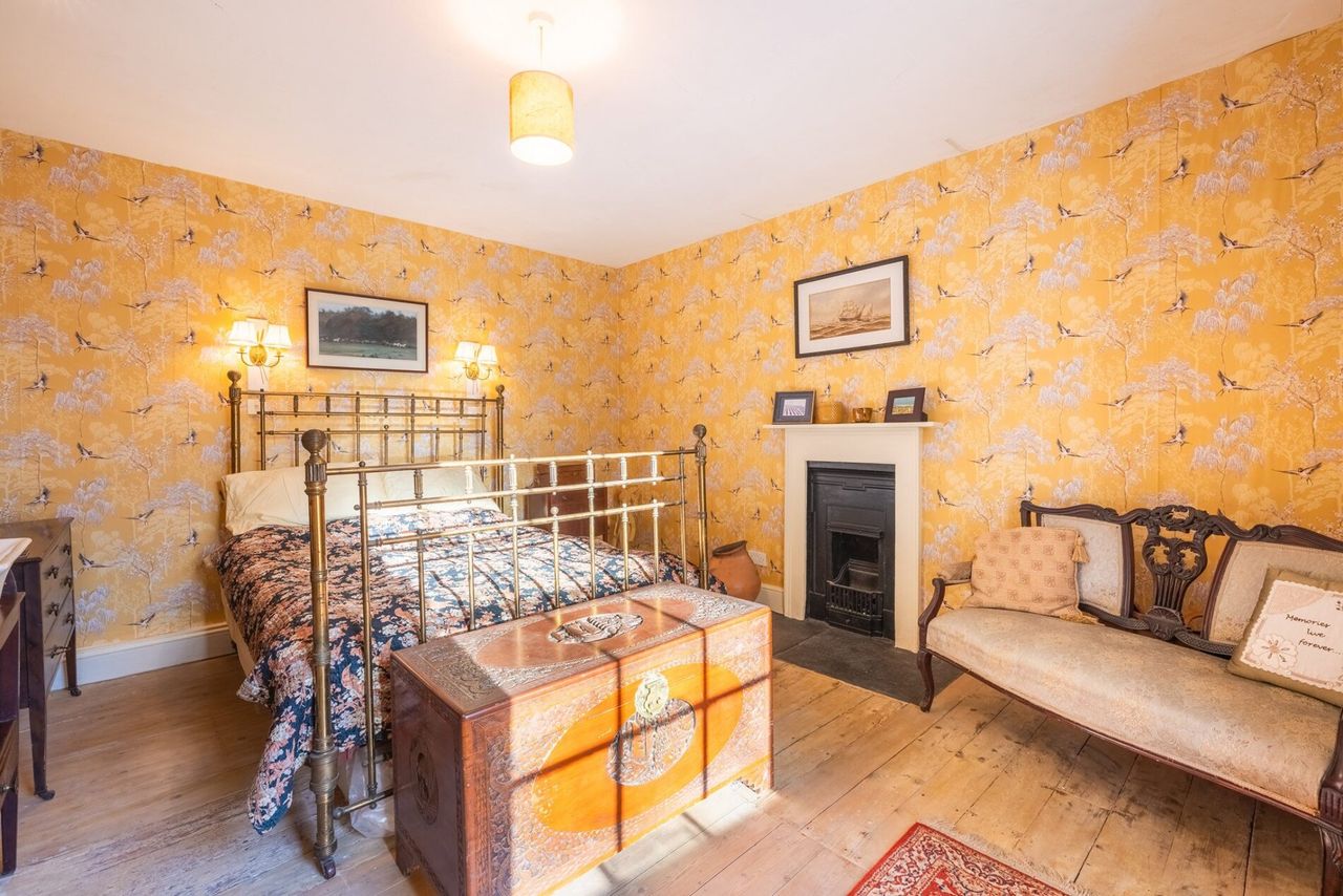 Images of Brynymor House, Cardigan