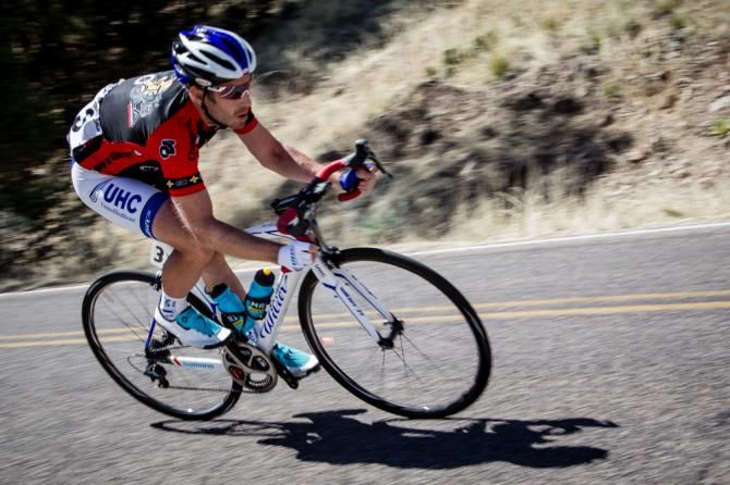 Ben Day (UnitedHealthcare) descending in the red leaders jersey