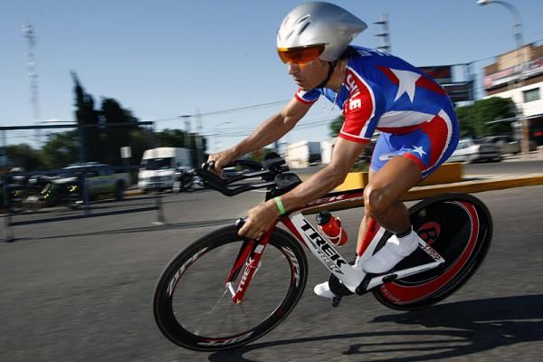 Marco Arriagada (Chile) would finish fifth in the time trial.