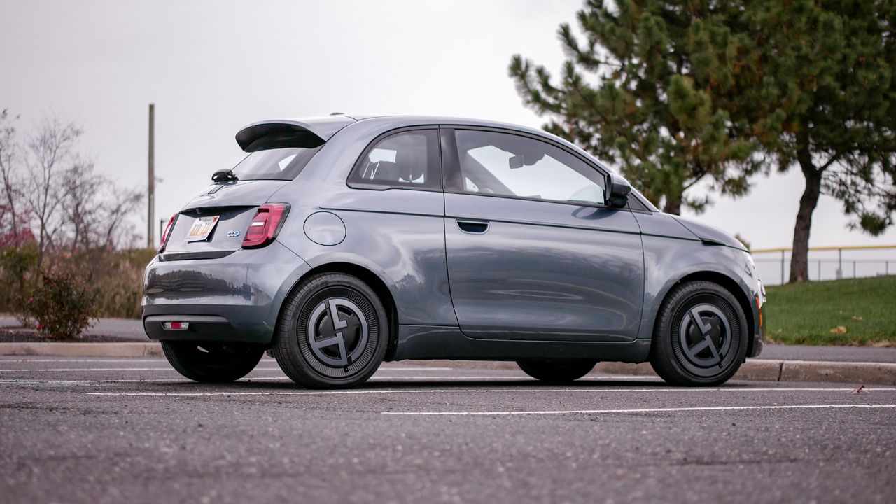 2025 Fiat 500e test drive.