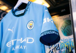 Puma Manchester City 2024/25 home kit released