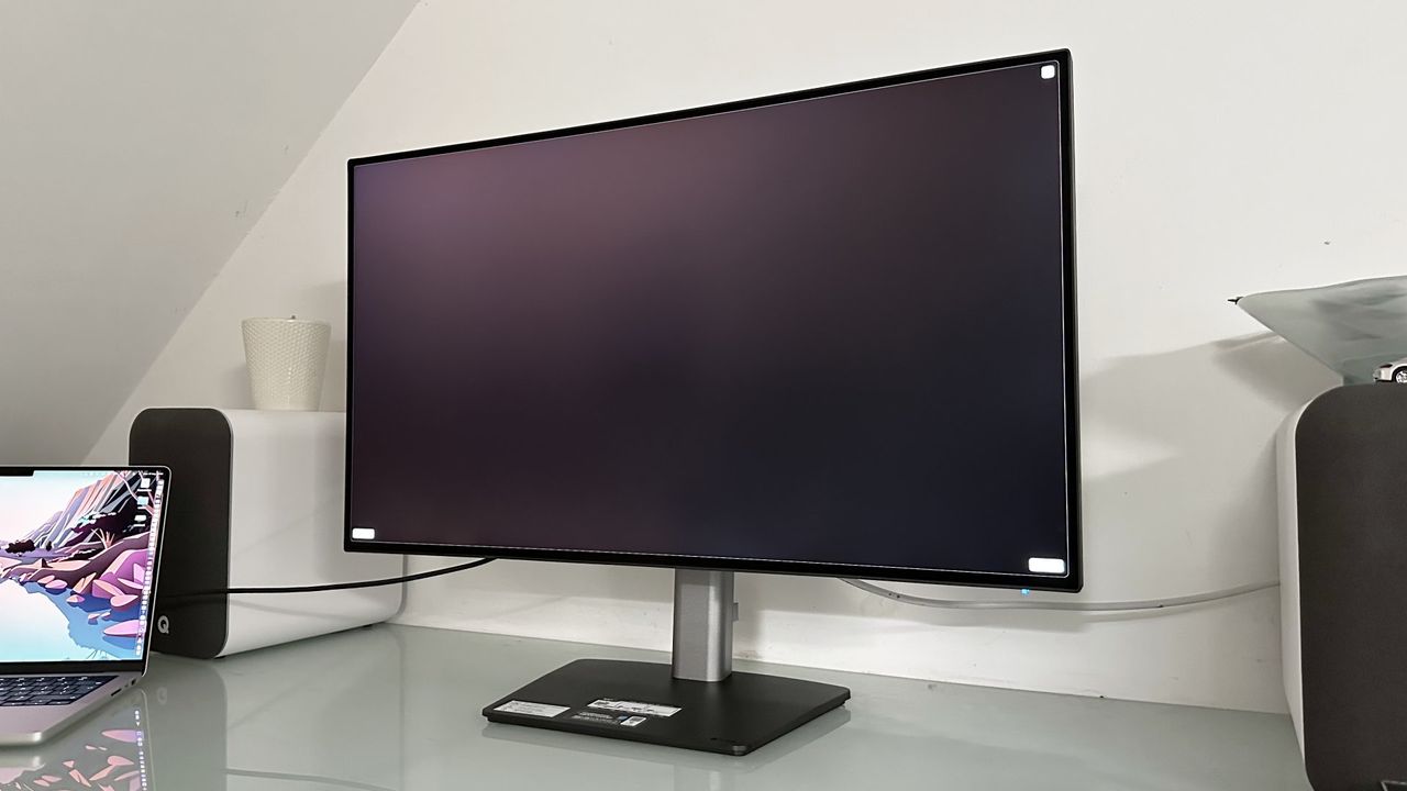 The Iiyama ProGraphic HB3201UHSNP during our testing