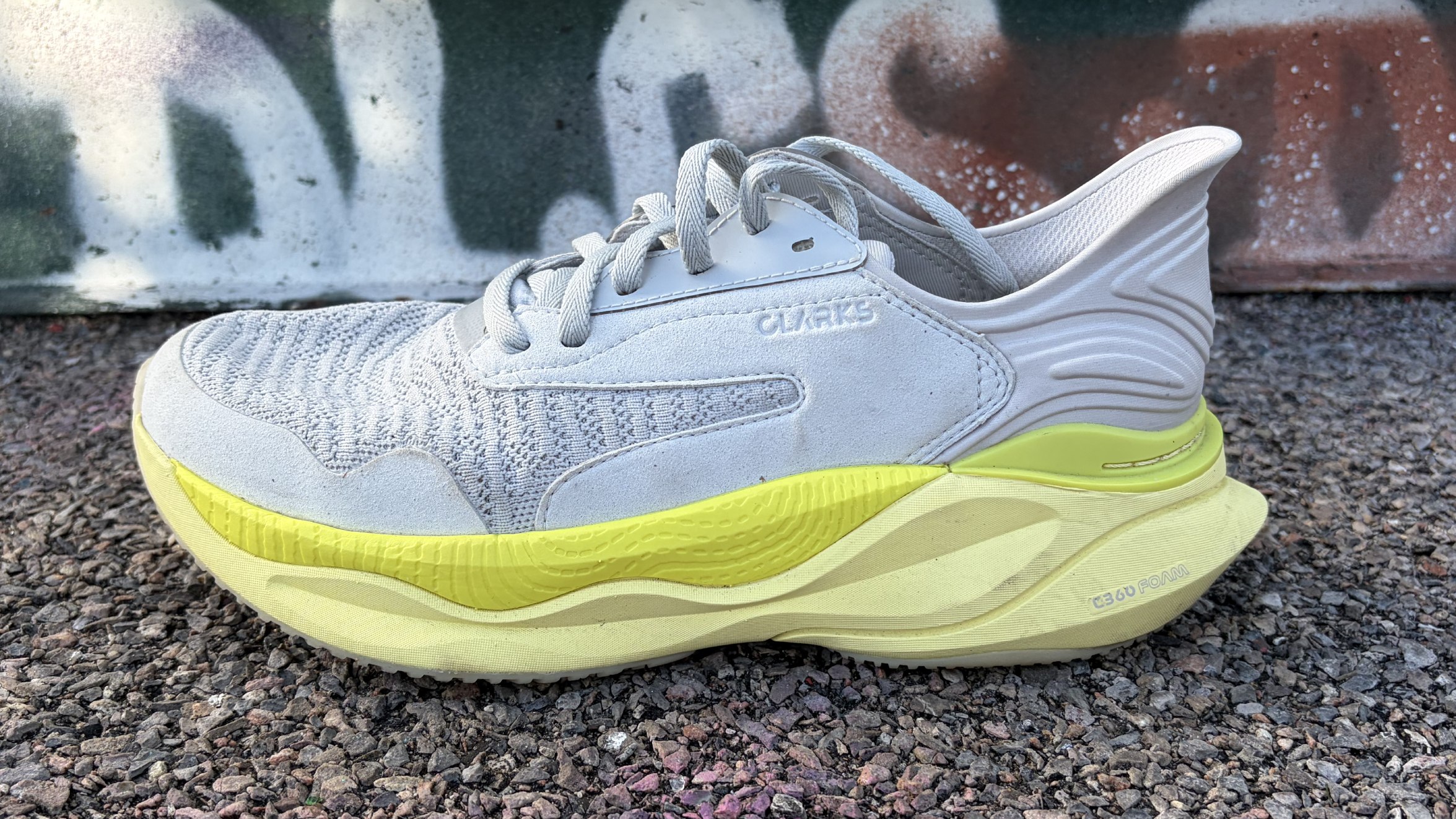 Clarks Pace walking workout shoe