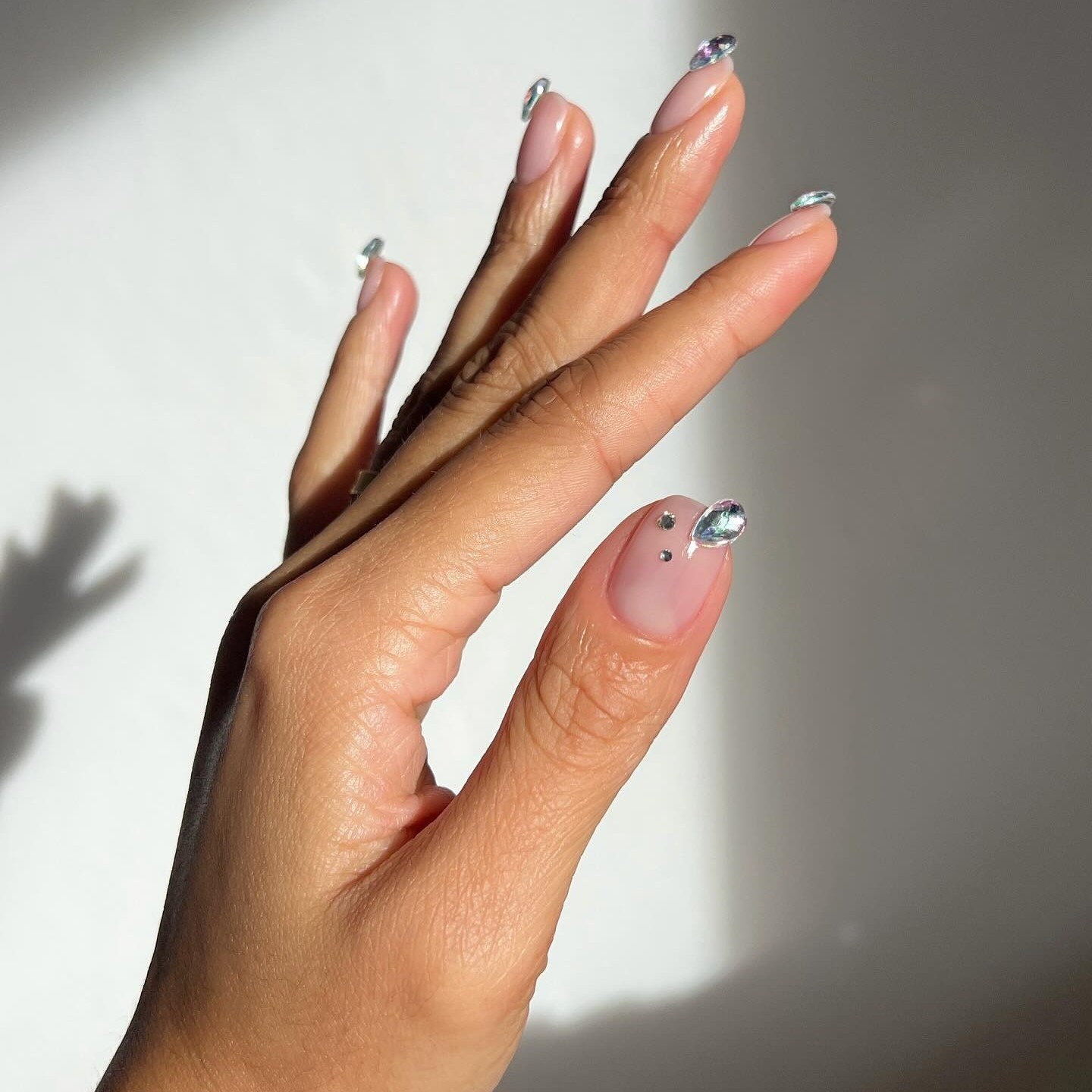 According to Nail Experts (and Celebs), This Will Be Autumn's Most Fashion-Forward Manicure