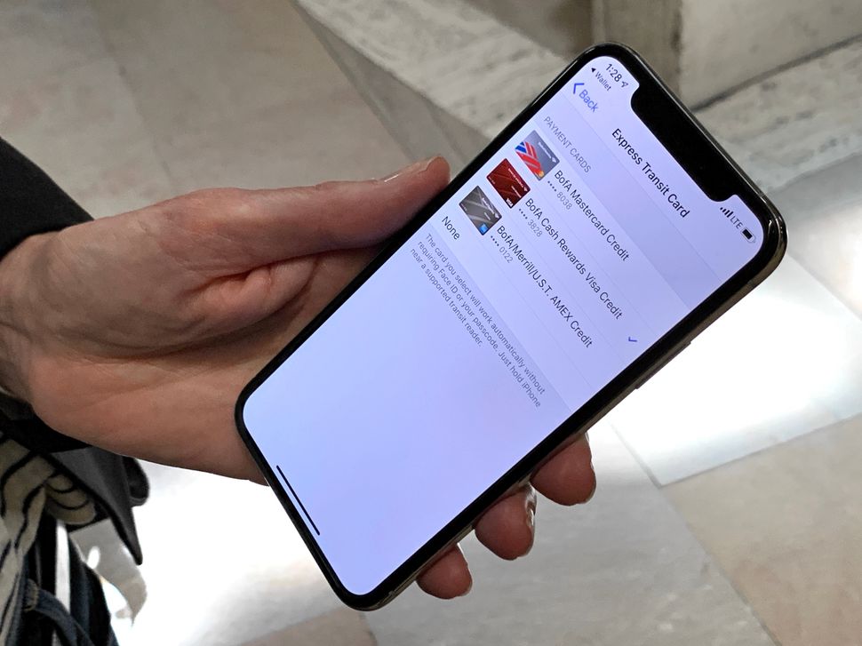 Apple Pay Express Transit Is Here to Kill the MetroCard | Tom's Guide