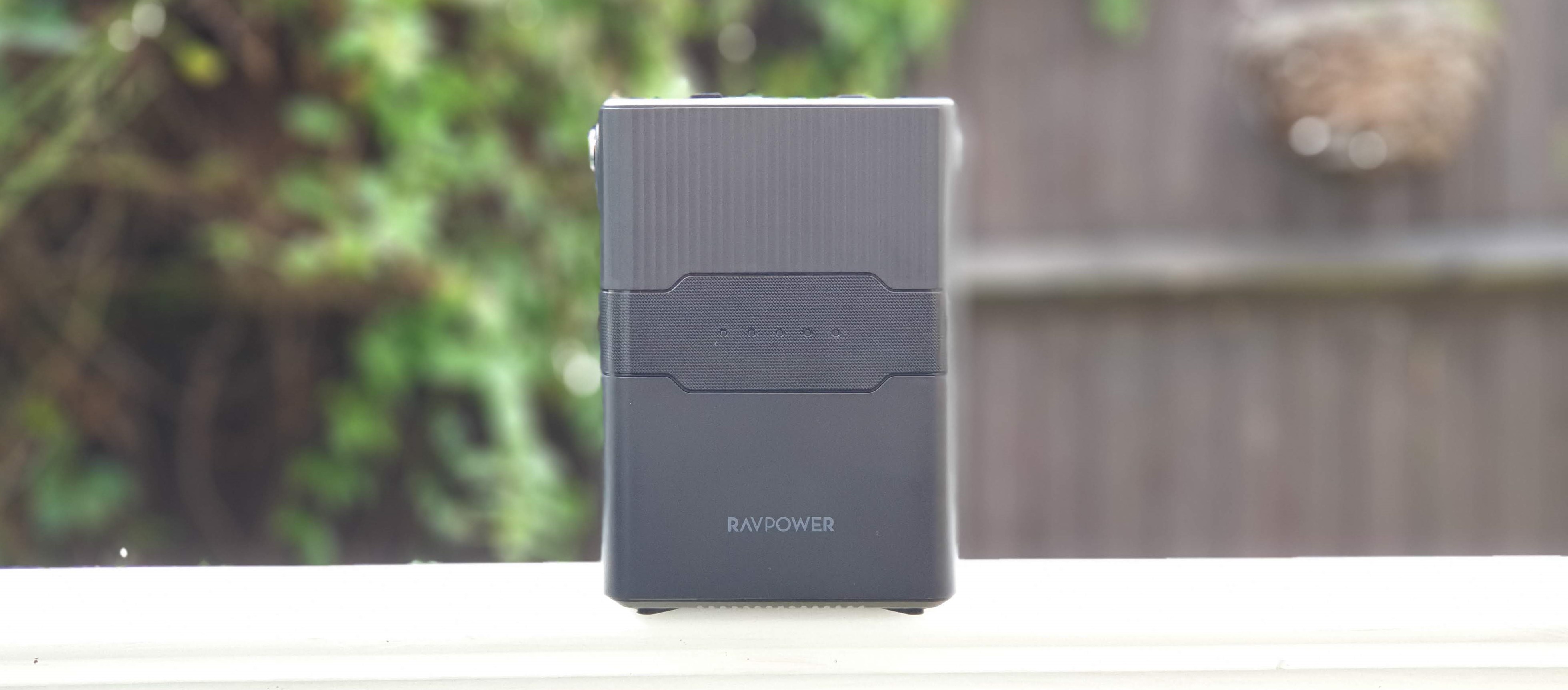 RAVPower PD Pioneer 70200mAh 250W portable power station review