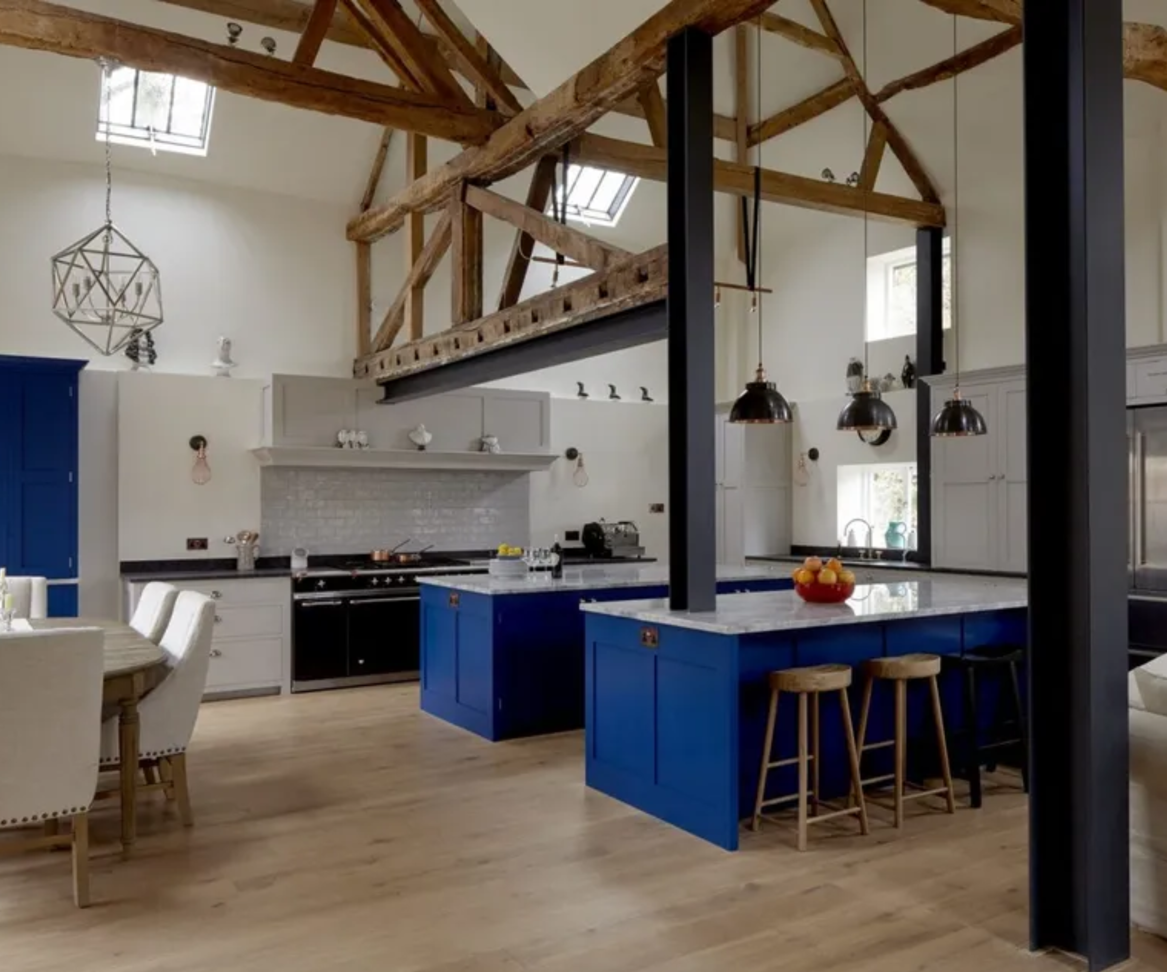 Kitchen barn conversion with pendant lighting